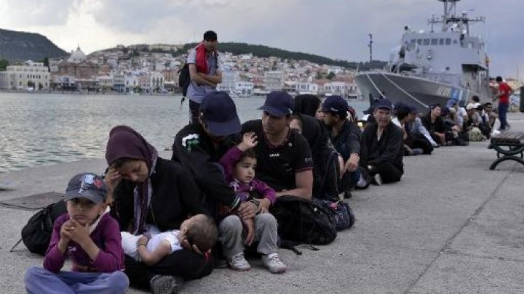 اليونان تقر قانوناً جديداً للجوء وتعتزم إغلاق ثلاثة مخيمات للمهاجرين